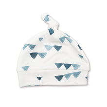 Charger l'image dans la galerie, Lulujo - Couverture et Chapeau HELLO WORLD - Triangles Bleu Marine