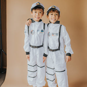 Astronaute avec accessoires