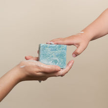 Charger l&#39;image dans la galerie, Bubble-Yum - Barre de savon pour enfants